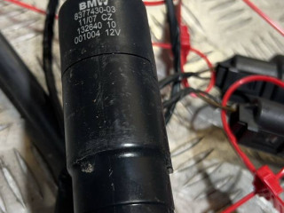 насос (моторчик) омывателя фар BMW X5 E70 2008, M57 D30 (306D3), АКПП, черный, внедорожник 5 дв., 837743003