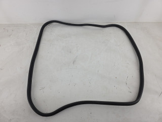 уплотнитель двери BMW 2 серия Active Tourer F45 2015, 2.0 л., бензин, АКПП, черный, хетчбэк 5 дв.