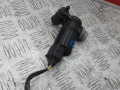 насос (моторчик) омывателя стекла Land Rover Freelander 2 поколение 2007, 2.2 л., дизель, МКПП, внедорожник 5 дв. - фото №3