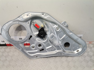 стеклоподъемник электрический задний правый Kia Sorento 2 поколение 2010, 2.2 л., МКПП, внедорожник 5 дв., 834022P000