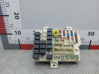 блок предохранителей Mitsubishi Colt 6 поколение (Z20/Z30) 2005, 1.3 л., МКПП, хетчбэк 3 дв., MN108319