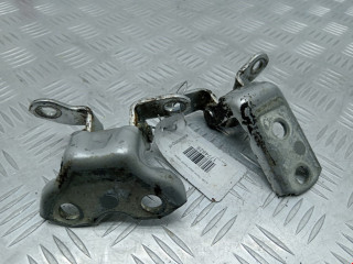 петля двери Toyota 2006, 1.5 л., АКПП, хетчбэк 5 дв., 6875020120