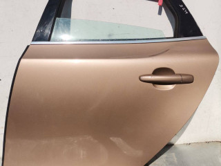 дверь задняя левая Volvo V40 2 поколение 2013, 1.6 л., D 4162 T, дизель, 6МКПП, хетчбэк 5 дв.
