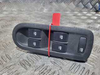 блок управления стеклоподъемниками Renault Megane 2 поколение [рестайлинг] 2007, 1.5 л., K9K 724, дизель, 5МКПП, хетчбэк 5 дв., 025330