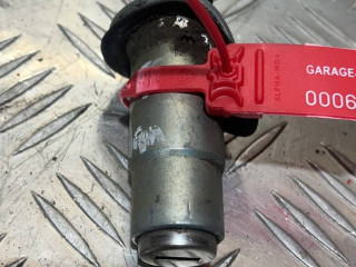 Личинка замка крышки багажника Audi A6 4B/C5 2000, 2.4 л., AML, бензин, АКПП, черный, седан