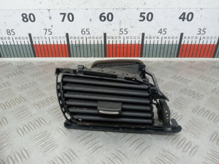 дефлектор обдува салона Audi A6 4G/C7 2013, 2.0 л., АКПП, седан, 4G2820901