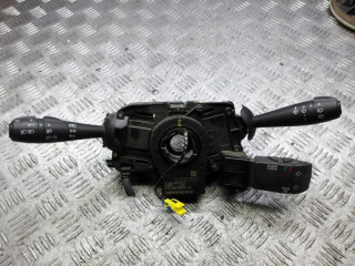 переключатель подрулевой (стрекоза) Dacia Sandero 2 поколение 2013, 0.9 л., бензин, МКПП, хетчбэк 5 дв., 681722712R