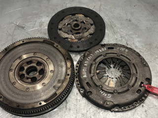 комплект сцепления Audi A3 8L [рестайлинг] 2002, 1.9 л., дизель, 5МКПП, черный, хетчбэк 5 дв.