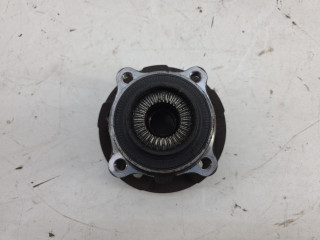 ступица передняя BMW 2 серия Active Tourer F45 2015, 2.0 л., бензин, АКПП, черный, хетчбэк 5 дв., 6874443