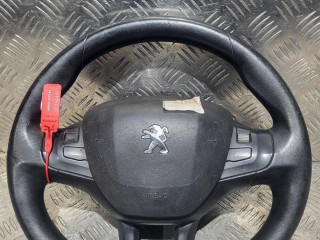 руль Peugeot 208 1 поколение 2013, 1.4 л., дизель, 5МКПП, хетчбэк 5 дв.