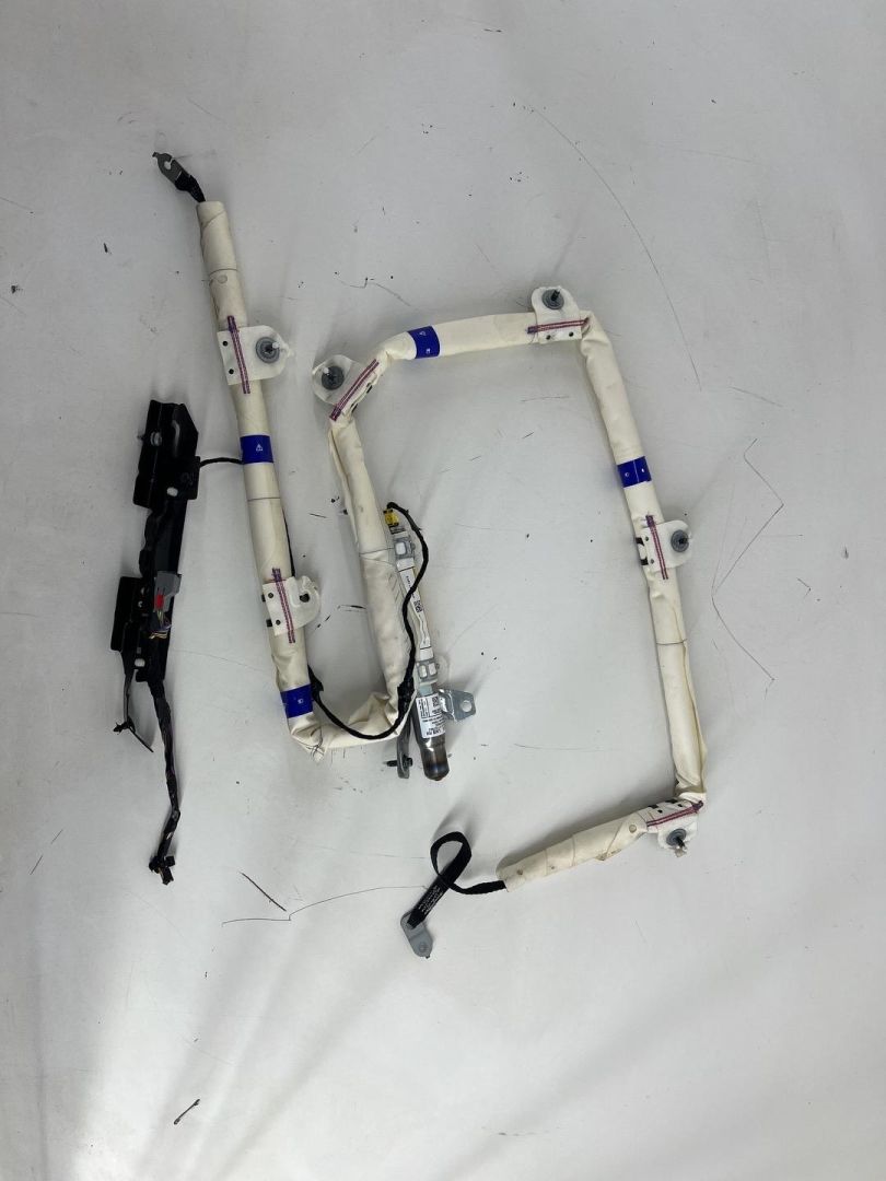 подушка безопасности боковая (шторка) Jaguar XJ 4 поколение 2015, 2.0 л., бензин, AW9314K159BC - фото №1