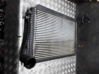 интеркулер Volkswagen Passat B6 2006, 2.0 л., дизель, МКПП, универсал, 3C0145803E
