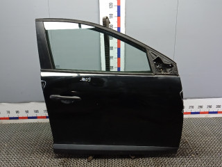 дверь передняя правая Renault Megane 3 поколение 2010, 1.5 л., дизель