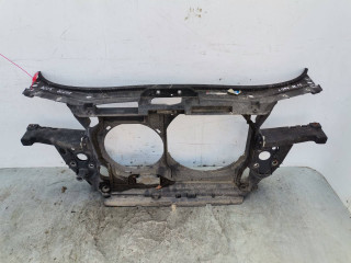 передняя панель крепления облицовки (телевизор) Audi A6 4B/C5 1998, 2.4 л., ALF, бензин, АКПП, универсал