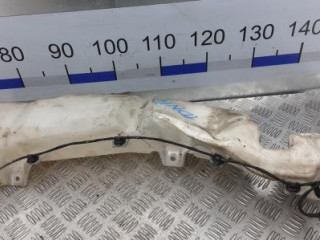 насос (моторчик) омывателя стекла Mitsubishi Pajero 4 поколение 2009, 3.2 л., дизель, МКПП, внедорожник 5 дв., 8260A464