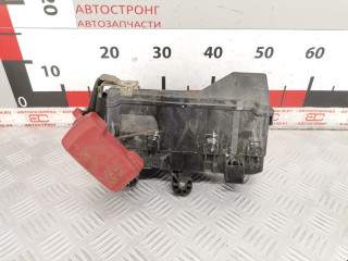 блок предохранителей Citroen C1 2 поколение 2016, 1.2 л., МКПП, хетчбэк 5 дв., 1612189780