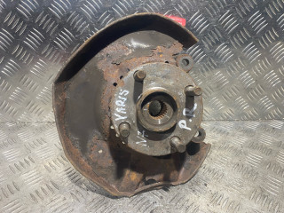 ступица передняя правая Toyota Yaris P1 2002, 1.3 л., бензин, 5МКПП, хетчбэк 5 дв.