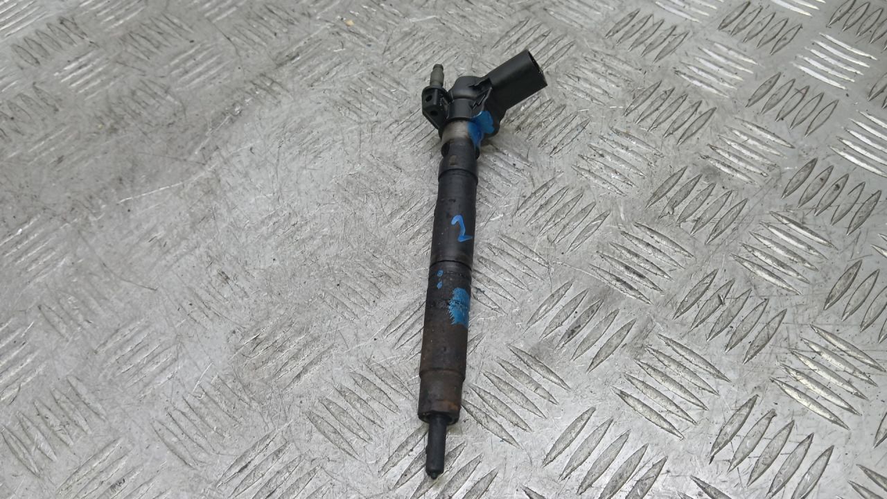форсунка Volkswagen Passat B6 2008, 2.0 л., дизель, 03L130277, 0445116030 - фото №1
