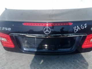 крышка багажника (дверь 3-5) Mercedes-Benz E-Класс W212/S212/C207/A207 2010, 2.2 л., дизель, АКПП, купе