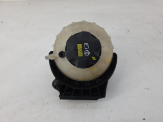 бачок расширительный BMW 3 серия F30/F31/F34 2013, 1.6 л., N13 B16 A, бензин, АКПП, седан, задний привод, правый руль, 17137642159