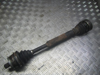 полуось передняя правая (приводной вал, ШРУС) Volkswagen Passat B5 1999, 1.6 л., бензин