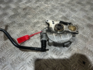 насос вакуумный Skoda Fabia 2 поколение [рестайлинг] 2012, 1.6 л., CAYA, дизель, 5МКПП, универсал, 03L145100