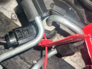 форсунка Volkswagen Passat B6 2010, 2.0 л., дизель, 5МКПП, 0445116030