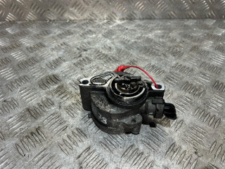 насос вакуумный Citroen C4 1 поколение 2006, 1.6 л., 9HX (DV6ATED4), дизель, 5МКПП, хетчбэк 5 дв., BOSCH