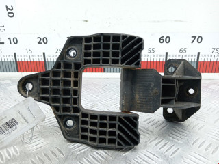 петля капота левая Renault Midlum 1 поколение 2004, 6.2 л., МКПП