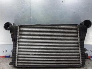 интеркулер Volkswagen Passat B6 2007, 1.9 л., TDi PD, дизель, МКПП, седан