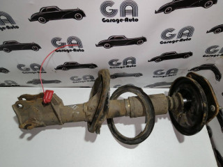 амортизатор передний правый Mitsubishi Carisma 1 поколение 1999, 1.8 л., бензин, 5МКПП, бронза, хетчбэк 5 дв.