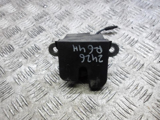 замок багажника Volkswagen Passat B6 2006, 2.0 л., дизель, МКПП, универсал, 1K6827505C