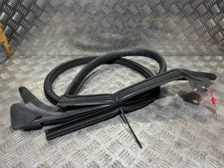 уплотнитель двери Audi A7 4G 2014, 3.0 л., CDUC, дизель, АКПП, лифтбэк