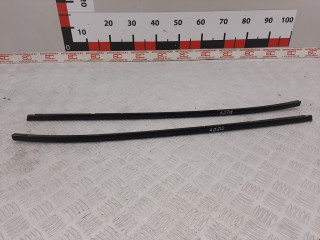 молдинг лобового стекла Volkswagen Phaeton 1 поколение 2002, 3.2 л., АКПП, седан, 3D0854327B