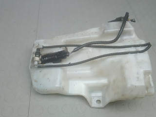 бачок омывателя Ford Kuga 2 поколение 2013, 2.0 л., TDCi, дизель, МКПП, внедорожник 5 дв.