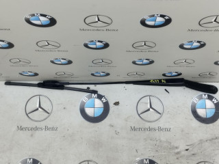 щеткодержатель (поводок стеклоочистителя, дворник) BMW X1 F48 2018, 2.0 л., бензин, АКПП, 7360515