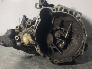 КПП механическая (МКПП) Hyundai Coupe GK 2003, 2.0 л., G4GC, бензин, 5МКПП, серебро, купе, J31873