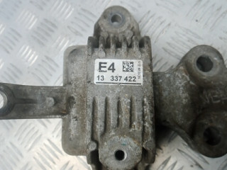 подушка крепления двигателя Opel Astra J 2010, 1.4 л., бензин, МКПП, хетчбэк 5 дв., 13337422, 682075