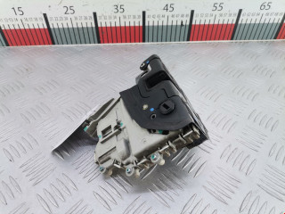 замок двери задней левой Audi A4 B8/8K 2009, 2.0 л., МКПП, седан, 8K0839015