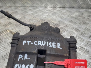 суппорт передний правый Chrysler PT Cruiser 1 поколение 2002, 2.2 л., дизель, 5МКПП, черный, хетчбэк 5 дв.