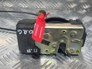 замок двери передней правой Opel Astra G 2001, 1.6 л., X 16 XEL, бензин, 5МКПП, голубой, универсал, AW90561154