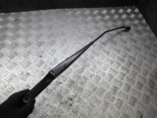 щеткодержатель (поводок стеклоочистителя, дворник) Volkswagen Golf 7 поколение 2013, 5G1955410A