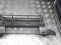 решетка радиатора Volkswagen Golf 4 поколение 2001, 1.4 л., бензин, МКПП, универсал, 1J0853651H - фото №7