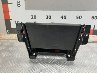 бардачок Toyota Camry 8 поколение XV50 2014, 2.5 л., АКПП, седан, 5880406370