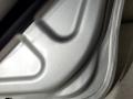 дверь задняя правая Ford Focus 2 поколение 2005, 1.6 л., i, HWDA, бензин, 5МКПП, серебристый, универсал, передний привод - фото №9