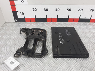 крепление аккумулятора Toyota Avensis 3 поколение (T270) 2010, 2.0 л., МКПП, универсал, 7441005030