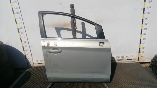 стекло двери передней правой Ford Kuga 1 поколение 2008, 2.0 л., дизель, внедорожник 5 дв. - фото №1