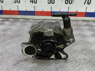 насос вакуумный Volkswagen Passat B7 2011, 1.6 л., дизель, 03L145100F