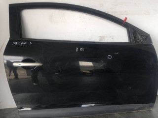 дверь передняя правая Renault Megane 3 поколение 2011, 1.6 л., бензин, МКПП, купе