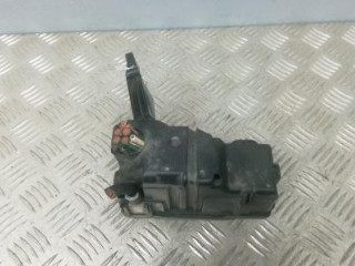 блок предохранителей Toyota Avensis 2 поколение (T250) 2005, 1.6 л., бензин, МКПП, седан